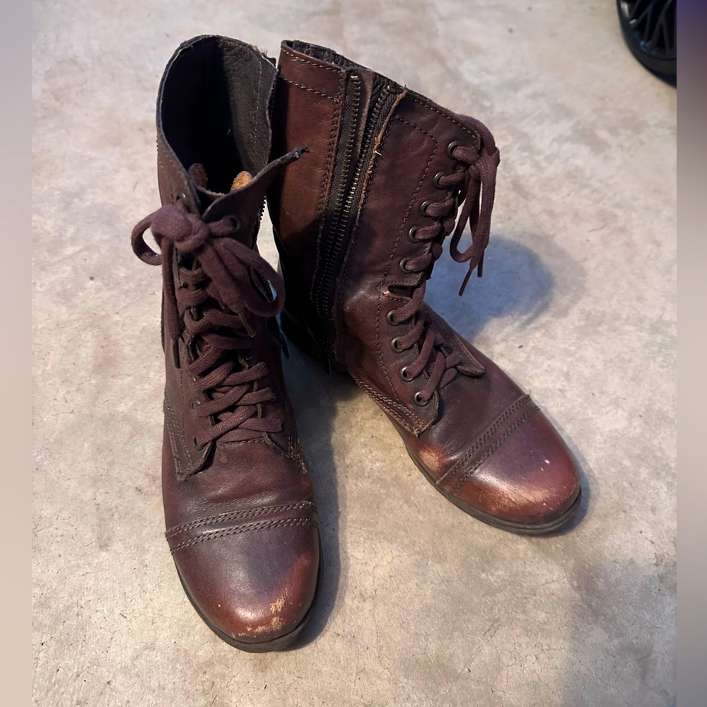 Steve Madden Brown combat-style boots